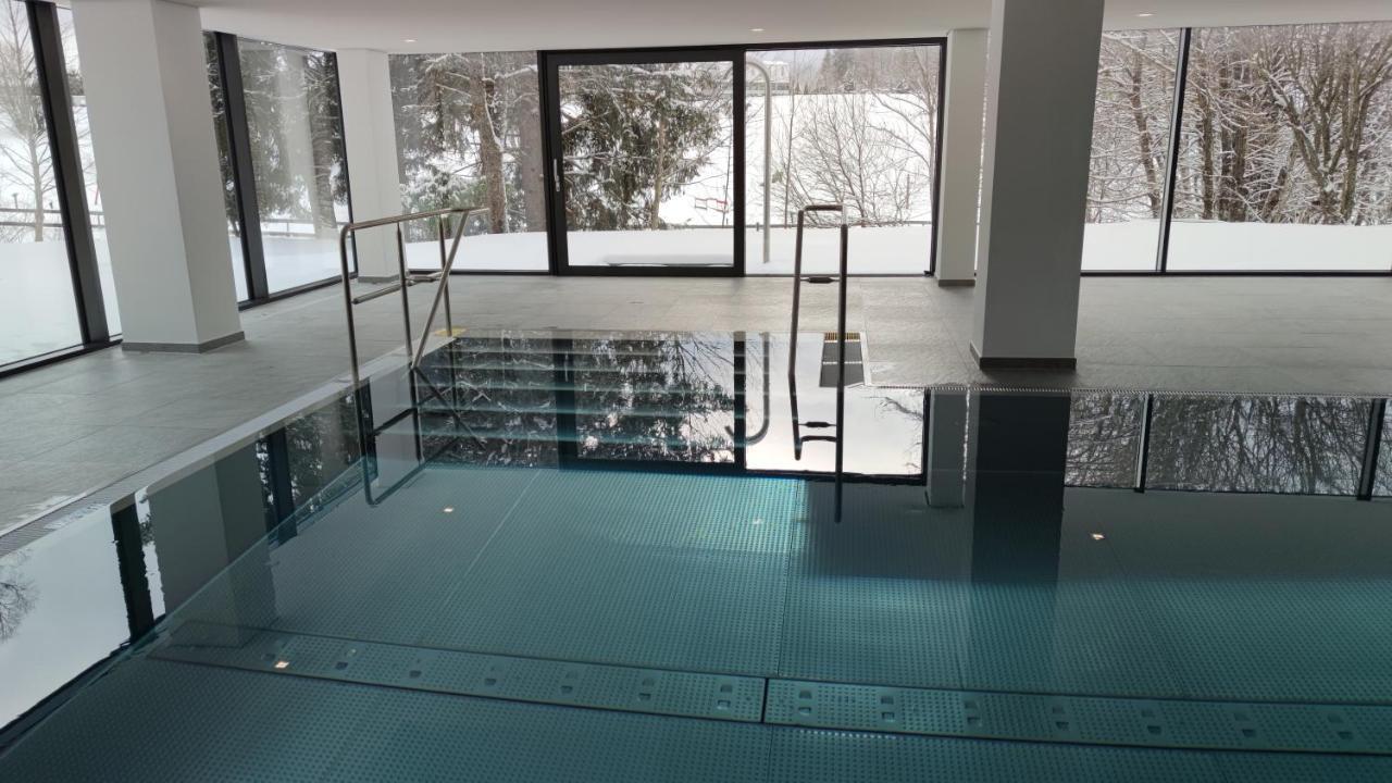 Ferienwohnung Am Schluchsee Mit Balkon & Pool Bagian luar foto